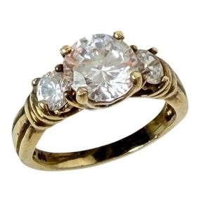 Gold Tone Three Stone Round Cut Clear gemstones Ring Size 8